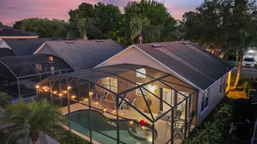 Haines City House | Luxe 3BR 2BA Oasis with Pool & Designer Touches, Disneyland, Legoland