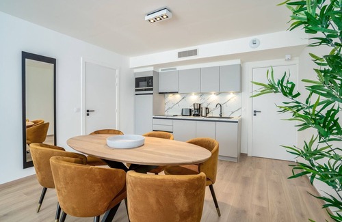 Camiers Apartment | [Luxe] Apartment with 3 rooms with 2 double beds & bunk beds