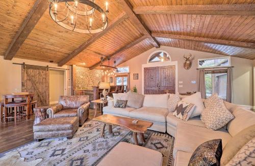Beech Mountain House | Luxe Beech Mtn Cabin with Hot Tub 2 Mi to Skiing!