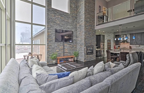 Brian Head Apartment | Luxe Brian Head Escape w/Hot Tub & Mtn Views