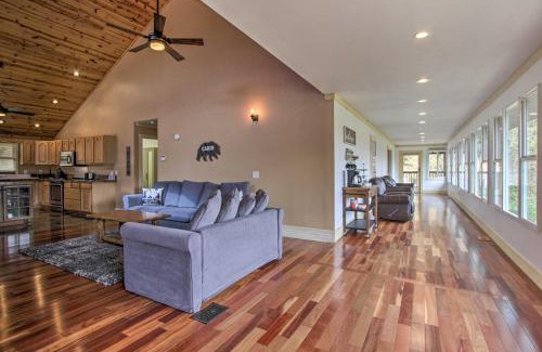 Sevierville House | Luxe Cabin with Covered Pool and Smoky Mountain Vistas