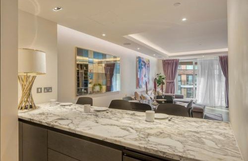 Sands End Apartment | Luxe Creek Riverside Air-conditioned 2br 2bath