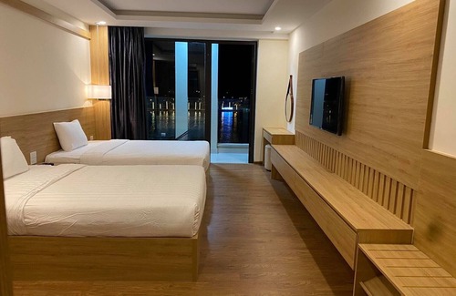 Dong Hoi Hotel | Luxe Hotel
