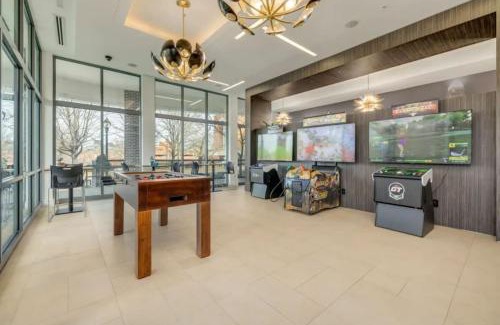 Cherry Apartment | Luxe King Bed Suite in Midtown Charlotte
