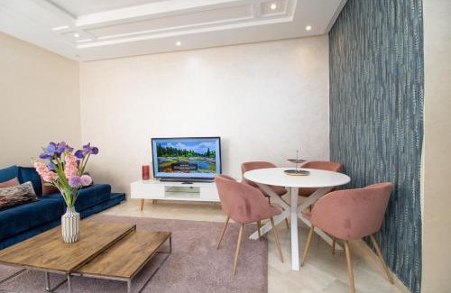 Nouaceur Apartment | Luxe & sérénité près de l Aireport Mohamed 5, votre Havre de Paix