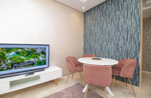 Nouaceur Apartment | Luxe & sérénité près de l Aireport Mohamed 5, votre Havre de Paix