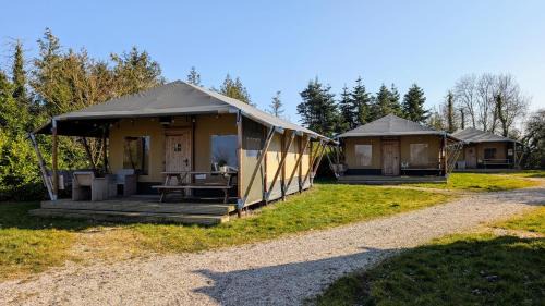 Grou Other | Luxe Safaritent in Grou