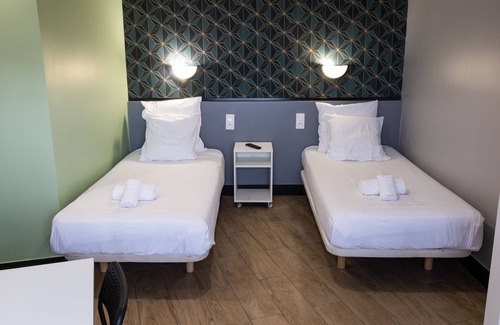 Montmartre Hotel | Luxia Hotel