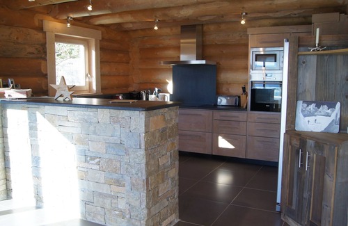 Font-Romeu-Odeillo-Via Ski Chalet | Luxurious log chalet in the city centre, south-facing, panoramic view