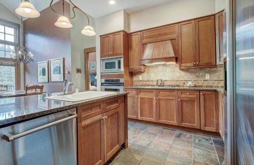 River Run Apartment | Luxurious 2 BR in River Run Village with Ski in ski out condo