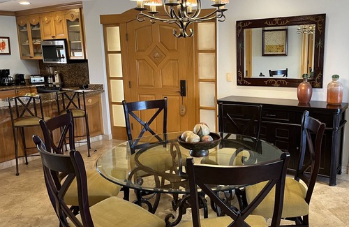 Flamingos Apartment | Luxurious 4 diamond 2 bedroom suite on Riviera Nayarit