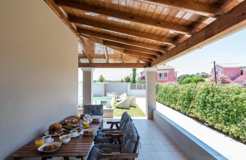 Ag. Georgios Villa | Luxurious Agios Georgios Villa Private Pool Villa Spyridoula Beach Paradise