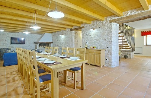 Lasici Villa | Luxurious property for 14 persons with swimming pool in central Istria