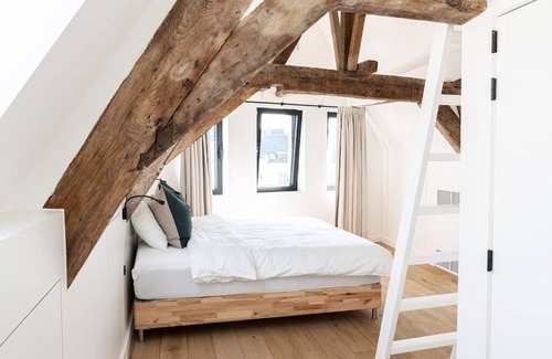 Sint-Andries House | Luxurious vacation home - Center of Antwerp - Kozy Home