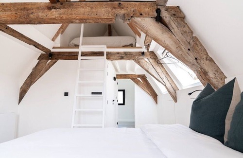 Sint-Andries House | Luxurious vacation home - Center of Antwerp - Kozy Home