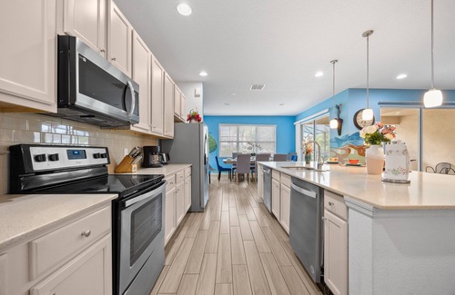 Loughman House | Luxury 13 Bedroom Disney Villa Pool SPA Game Room WI-FI 13 Villa by RedAwning