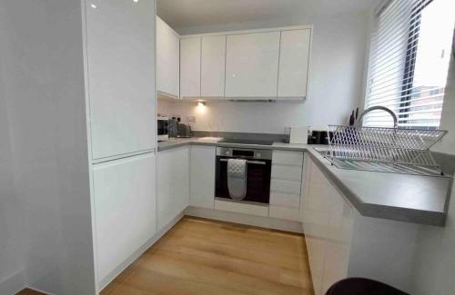 Old Trafford Apartment | Luxury 2 Bed 2 Bath Flat Near Old Trafford