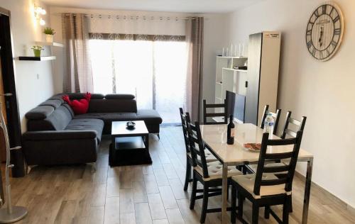 Puerto Rico Apartment | Luxury 2 bedroom APT 2 min from beach
