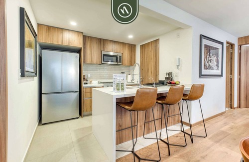 Hipodromo Apartment | Luxury 2 BR Condo - Rooftop Pool with City View