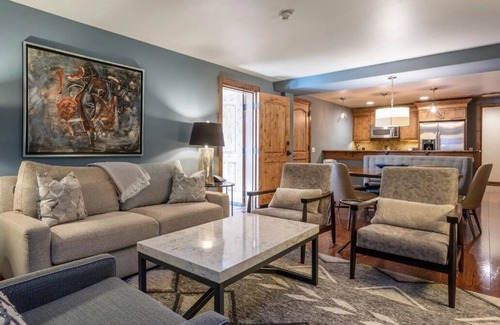 Vail Apartment | Luxury 2B Residence at The Sebastian - Vail's Best!