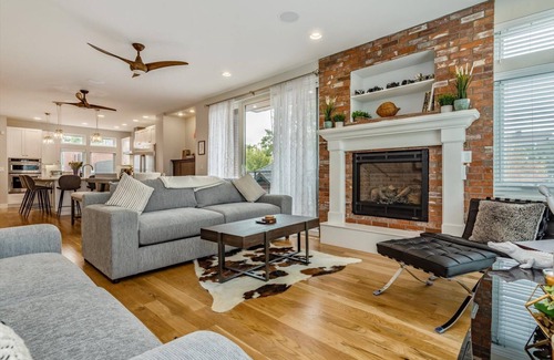 Highland House | Luxury 3,000 sq ft LoHi Home with Rooftop Deck