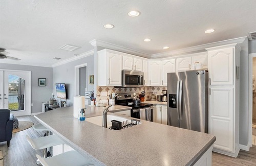 Palm Island House | Luxury 3 bedroom pool home on Bocilla Lagoon!