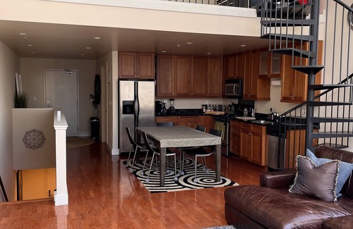 South of Market Apartment | Luxury 3 story apartment living in the heart of San Francisco