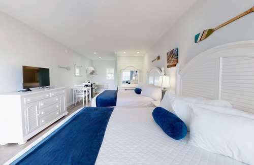 Lower Township Hotel | Luxury and Space in a Double King Room
