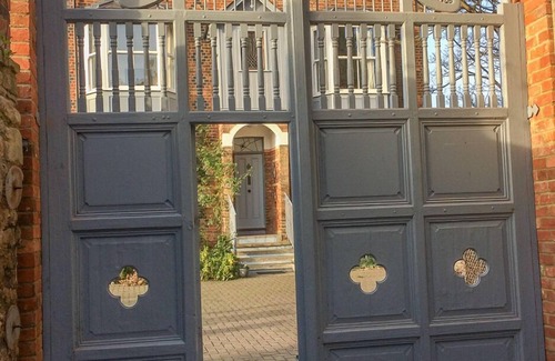 Oxford City Centre Apartment | Luxury Apartment with river views in the city centre