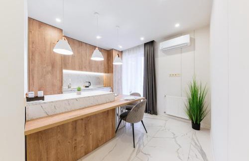 Uzhhorod Apartment | Luxury Apartments “Bozdosh”