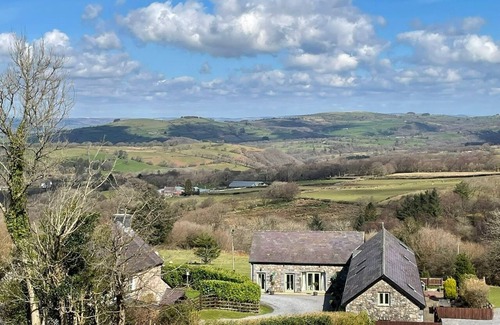 Llangadog Cottage | Luxury barn conversion Ramblers Retreat