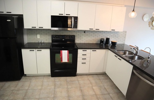 Breslau House | Luxury Breslau Retreat |Fenced yard |Steps to Park |Near Airport