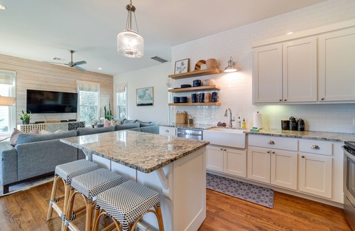 Eufaula House | Luxury Carlton Landing Retreat w/ Community Pool