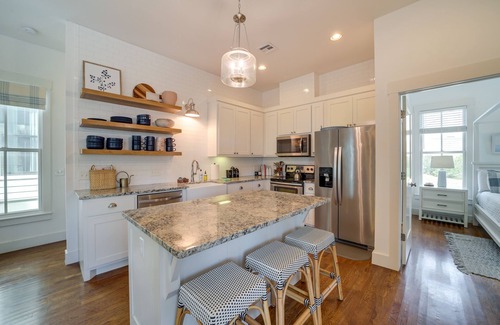 Eufaula House | Luxury Carlton Landing Retreat w/ Community Pool