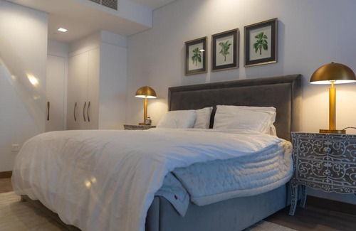 Diplomatic Area Apartment | Luxury Chalet at Pearl Doha