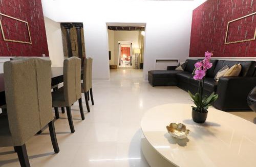 Rione III Colonna Apartment | Luxury Gambero apartment