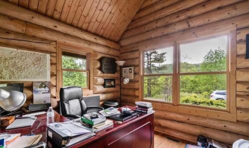 Sylva House | Luxury Log 7bed/6.5bath Cabin: Theater, Game Room, 7 Acres!