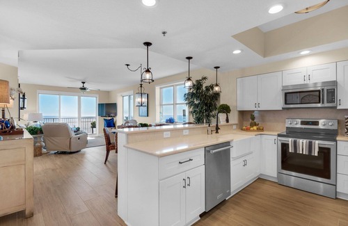 Miramar Beach Condo | LUXURY Magnificent Top-Floor Views Pool Beach Balconies Destin Miramar Beach nn