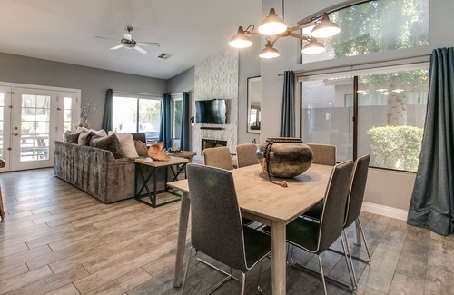 Paradise Park Vista House | Luxury Modern Home w/Htd Pool In North Scottsdale