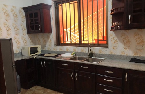 Accra Apartment | LUXURY ON THE HILL