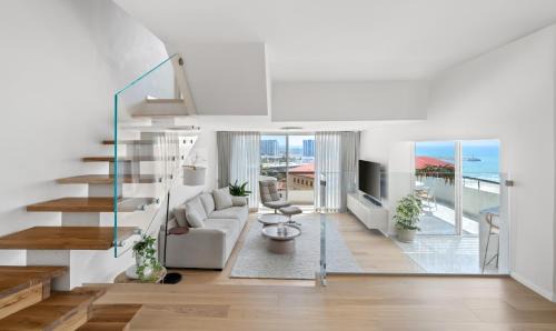 Herzliya Pituach Apartment | Luxury Penthouse