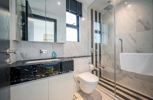 District 1 Apartment | Luxury Retreat D1mension