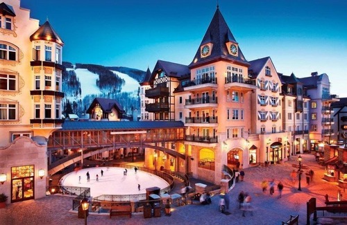 Vail Apartment | Luxury Room + Access Rooftop Hot Tubs & Lap Pool