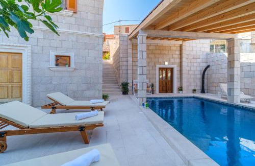 Milna (Brac) Villa | Luxury Stone Villa Nevija with heated pool