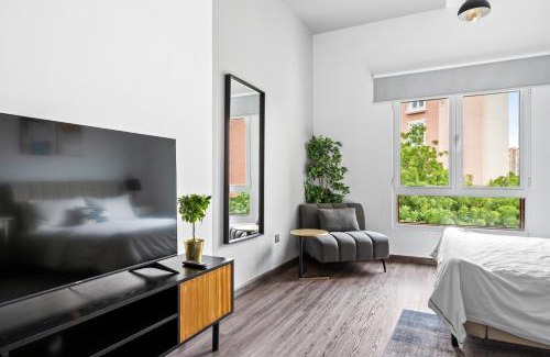 Discovery Gardens Apartment | Luxury studio in Discovery Gardens near metro