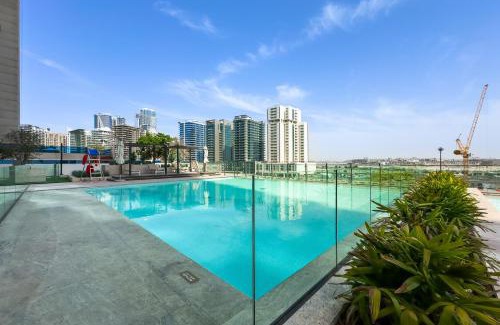 Madinat Zayed Apartment | Luxury Studio with Canal Views Trillionaire Residences