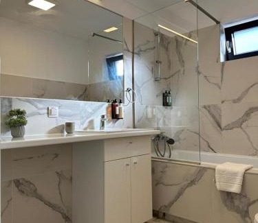 Tractorul Apartment | Luxury Studios & Apartments Aparthotel by Glam - Parking free