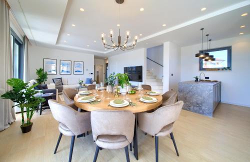 Vrh Villa | Luxury Villa Harmony with heated pool and seaview