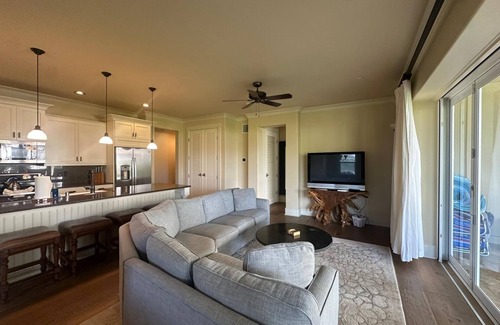 Poipu Villa | Luxury Villa l Designer Furnishings, Central A/C