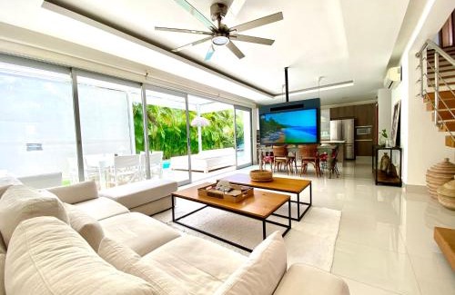 Punta Cana Villa | Luxury Villa Pool and BBQ in San Juan Lakes Los Colales RD